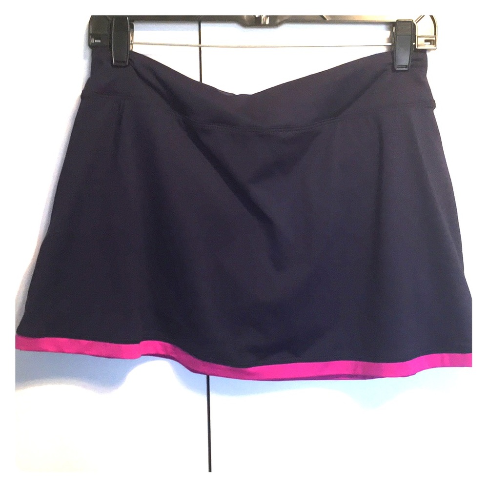 Ladies Nike tennis workout skirt